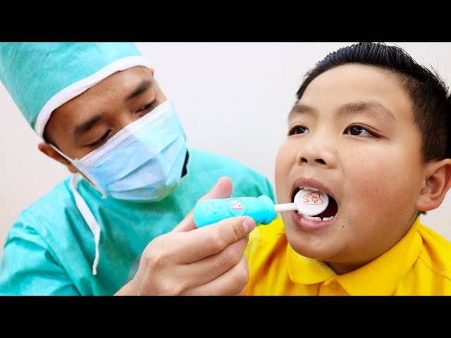 Going To The Dentist Song | Alex Pretend Play Sing-Along to Nursery Rhymes Kids Songs class=