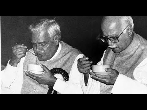 L. K. Advani Pays Homage To His Closest Friend Atal Bihari Vajpayee | ABP News