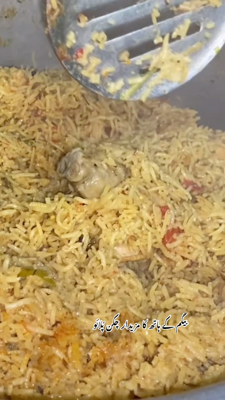 Begum k hath ka mazedar chicken pulao ??@ tj pardesi official #yumyy