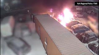 Arson suspects set fire to multiple vehicles in Markham, Ont., lot
