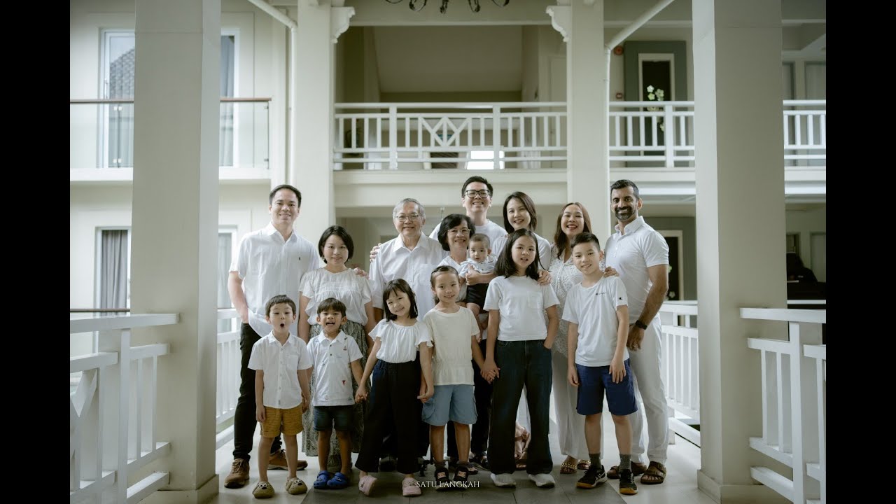 2025 End Year Holiday Part 4 - 🎉📸Family Photo Session & Final Lunch in 2025