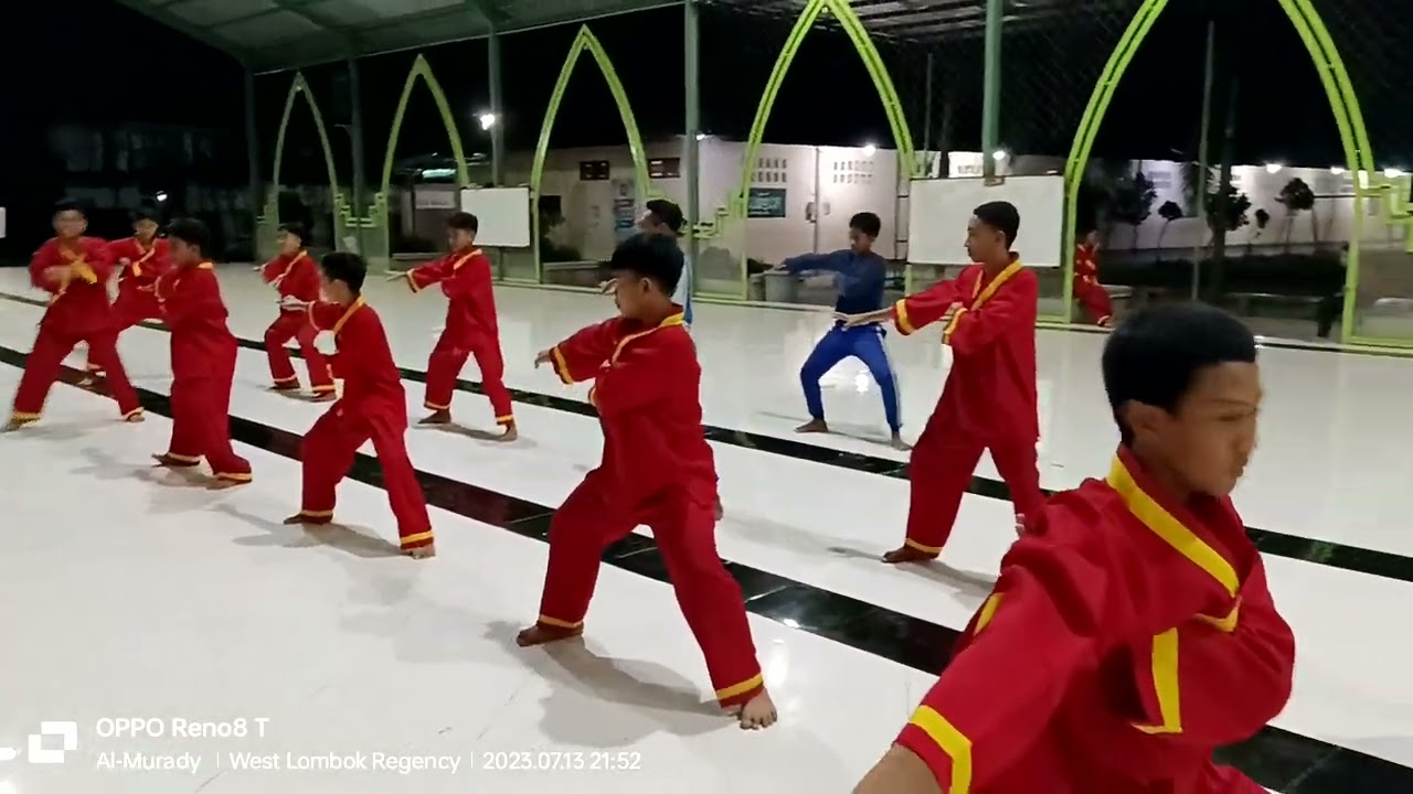 Tapak Suci. Latihan Rutin Santri Nurul Haramain Narmada.@abdulazizalmurady8266