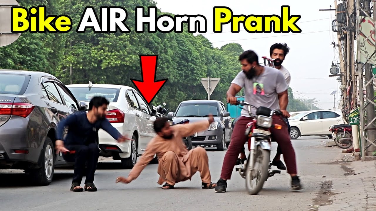 BIKE Air HORN Prank Pranks in Pakistan LahoriFied Pranks YouTube