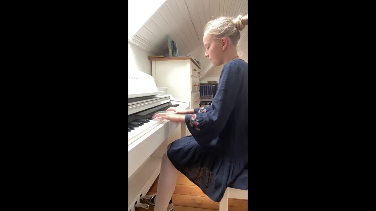 Карина потапова юфу