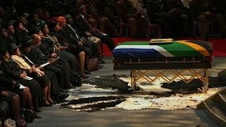 Nelson Mandela funeral farewell in Qunu