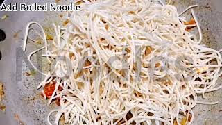 Homemade Noodles Recipe 🍜 | घर पर बनाएं Soft aur Tasty Noodles #noodles #fastfood #chiniesfood screenshot 5