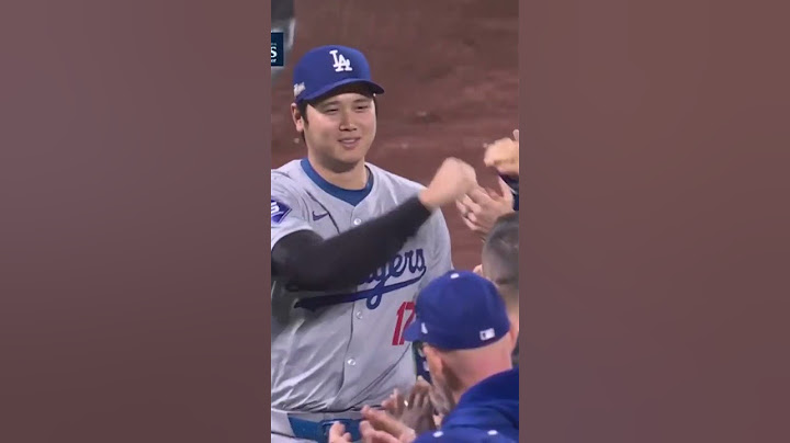 Mets fans boo Shohei Ohtani and he laughs it off 😂 #MLB #baseball #Dodgers