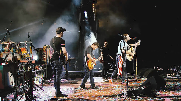 Coldplay - Johnny B. Goode (Live in NY w/ Michael J. Fox)