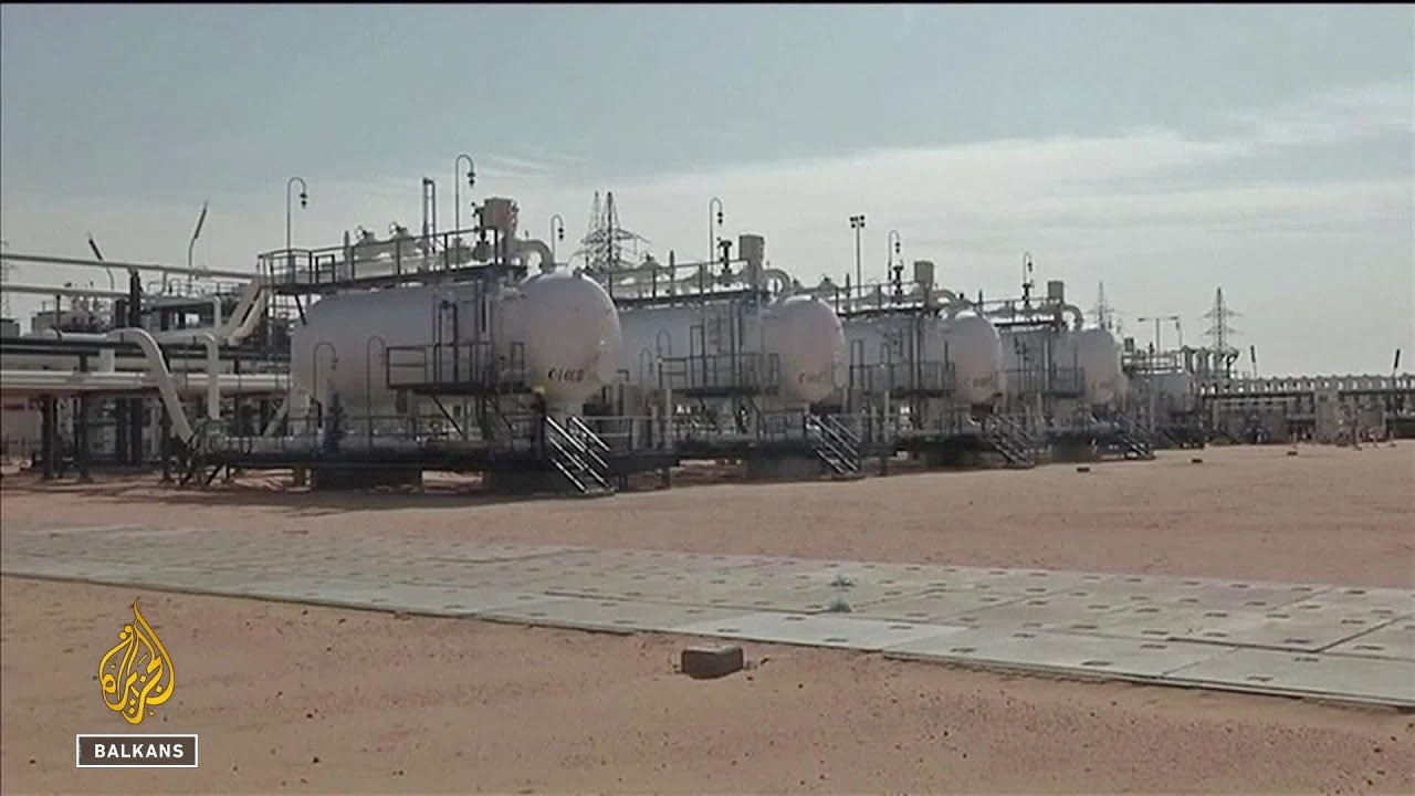 هل تتخلى السعودية عن البترودولار؟ | السياق
