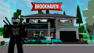 Я построил лучший кинотеатр в городе в Brookhaven