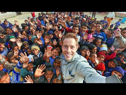 Foreigner at a School in BIHAR | Solo Travel India | Bihar India Vlog (Ep. 42)