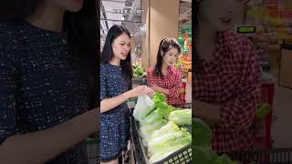 辣条谁放到姑姑包里的【本樱姑姑】