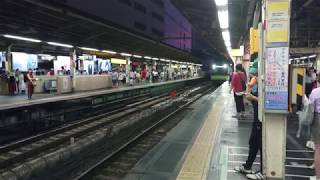 東京JR新宿車站-山手線列車抵達情況(Tokyo JR Shinjuku station：Yamanote line's train arrival)