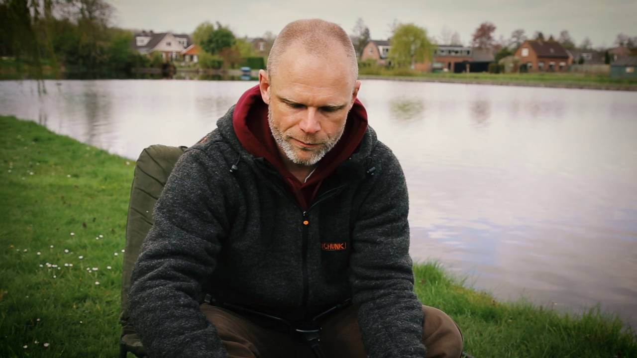 *** FOX Karpervissen TV *** Black Label Compact Pod