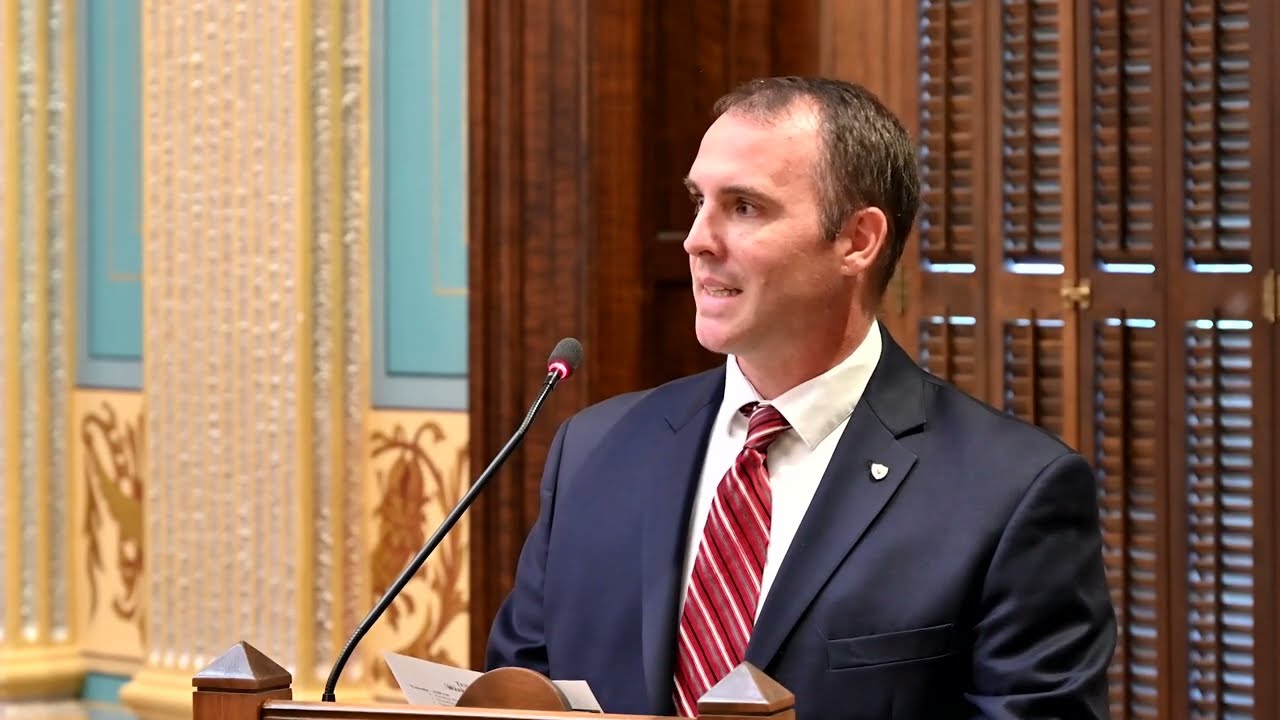 Sen. Albert supports carbon capture bills, but opposes green energy mandates