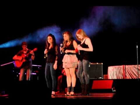 Liv Devine - Landslide - Live w/ Julie Myers & AJ ...