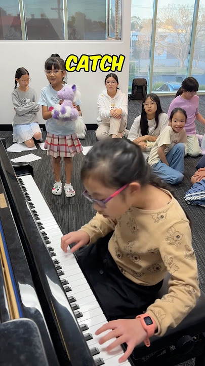 When your friend can’t CATCH! 😭🤦🏻‍♀️ #piano #classicalmusic #music #pianoteacher #pianostudent