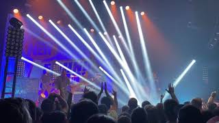 New Found Glory performs “Ballad for the Lost Romantics” in NYC