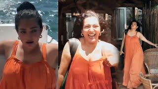 Parvathy Thiruvothu Hot | Parvathy Hot Dance