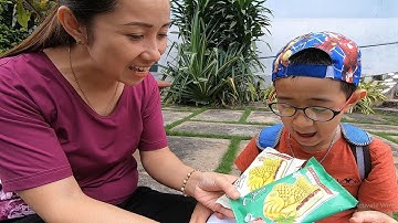 Cậu Bé Tốt Bụng - Dạy Bé Bài Học Biết Chia Sẻ Kem Cá Cùng Bạn! Thầy Thái Vlog