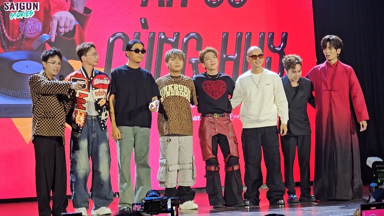 Full fan meeting HuyR: vợ con HuyR cùng các anh tài quẫy hết mình, toàn tiểu phẩm cười vỡ bụng