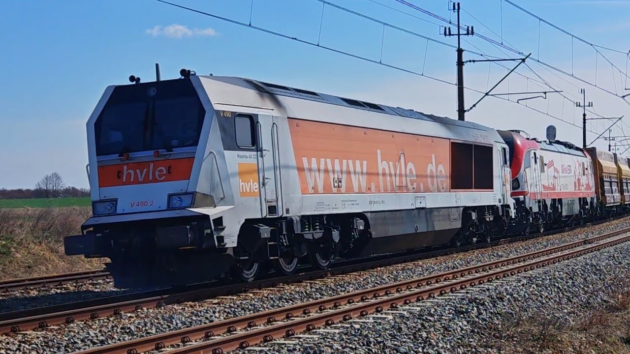 VOITH MAXIMA 490.2 & 111Ed-083 & EU07-223 wśród RockTainerow