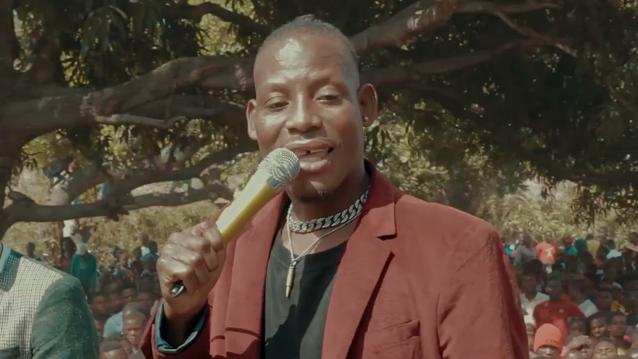 Fito perigoso _-_Dia de Namicopo_-_Oficial vídeo _-_ Chai Maker