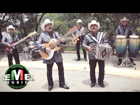 Cardenales de Nuevo León - Pa' qué nos dejan solos (Video Oficial)