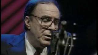 João Gilberto - Aos Pés Da Cruz - São Paulo - 1994 chords
