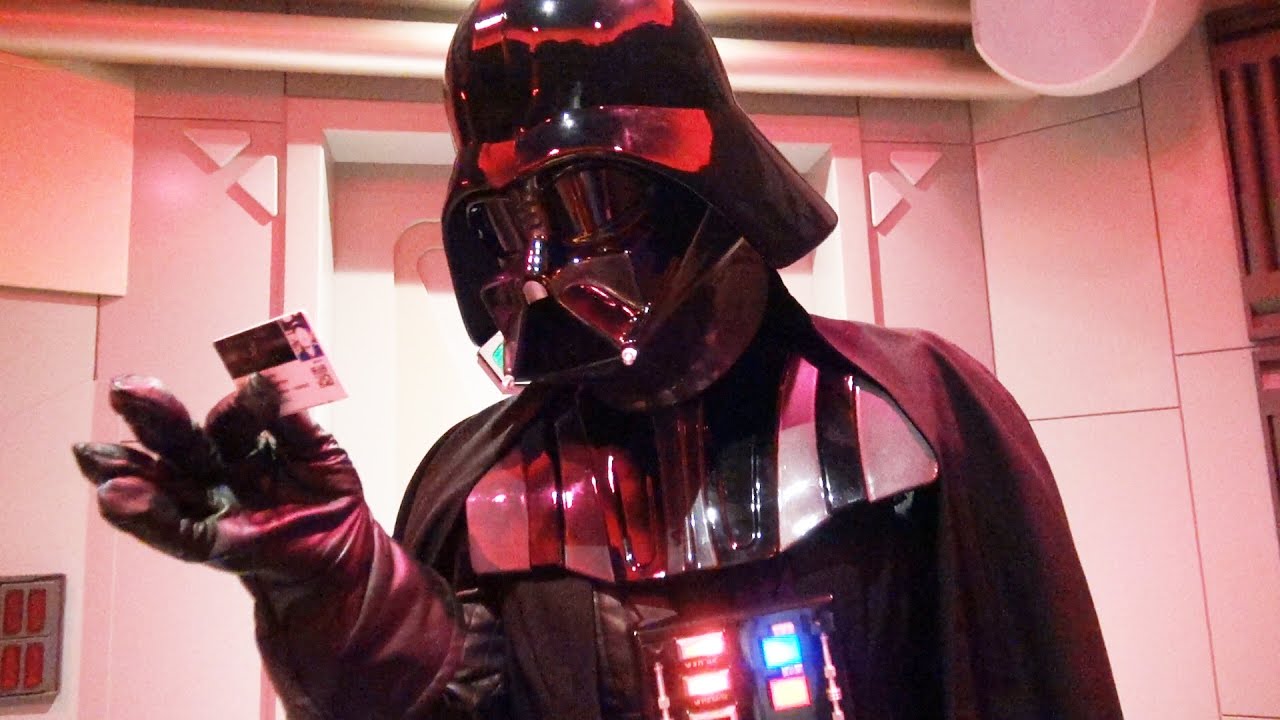 Интерактивная встреча с Дартом Вейдером в Диснейленде в Париже с Dark Side Infinity Pass, Discove...