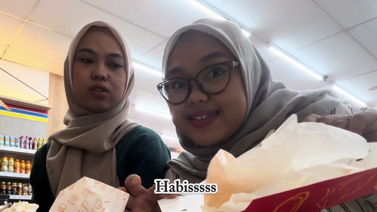 PART 1 perjalanan dari jakarta ke palembang menggunakan bus adhi prima 