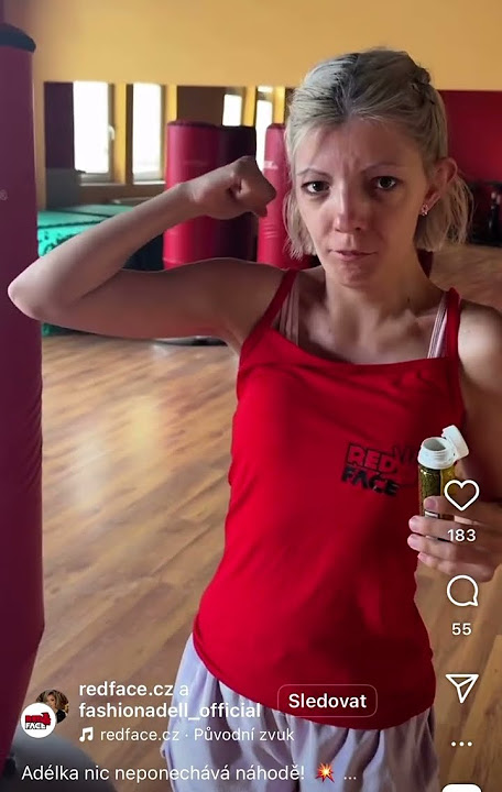 Nakopávač vs Adéla 😂 #shopaholicadel #viral #shorts #redface