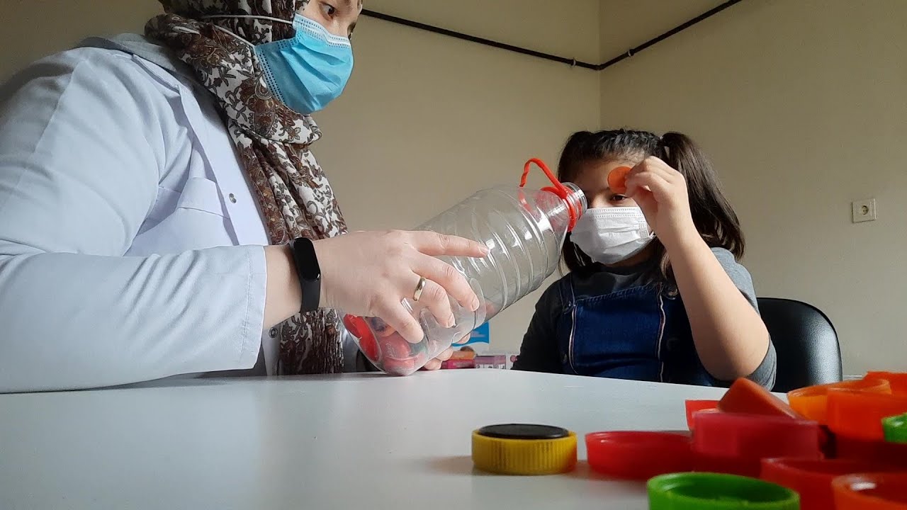 Öykü - Masa Başında El Göz Koordinasyonu - Kapaklarla Tanışma