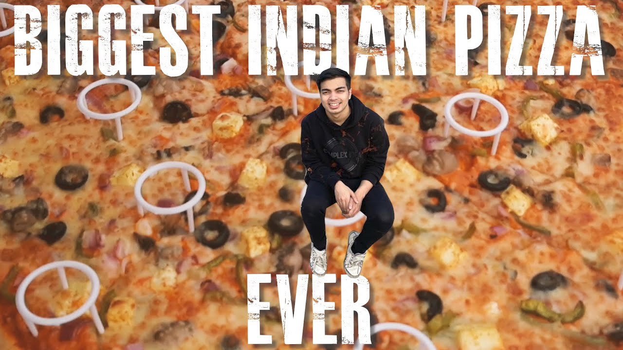 INDIA'S BIGGEST PIZZA EVER. *breaking records*