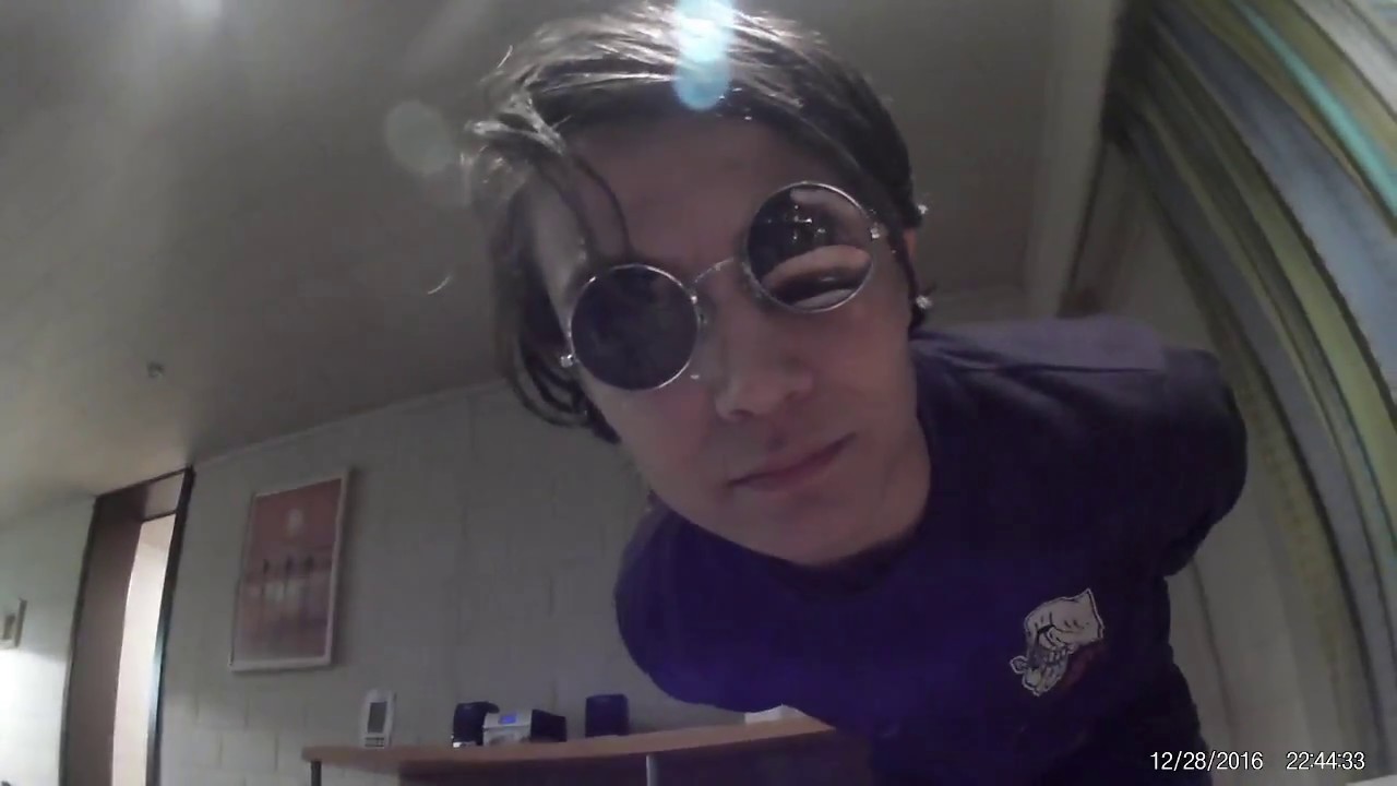 Too Many Outs - Aftermovie: Studiotrip België