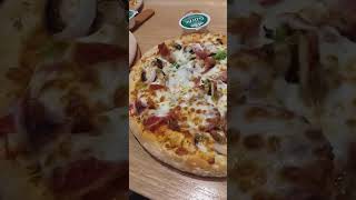 Papa John's : Buy 1 take 1 deal #shorts #yummy