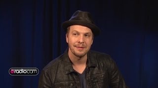Gavin DeGraw Talks New Album, 'Make A Move,' & Why  'I Don't Want To Be' Survived the Test of Time