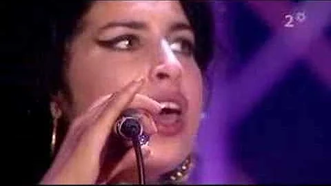 amy winehouse - back to black (live album chart show 2006)