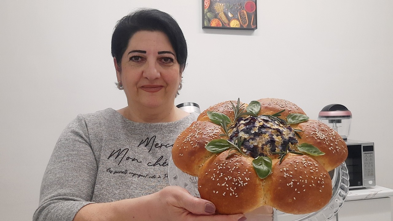 Салат с чечевицей (Постное меню) и хлеб ЦВЕТОК | Salad (Lenten menu) and FLOWER bread | MaraCasa