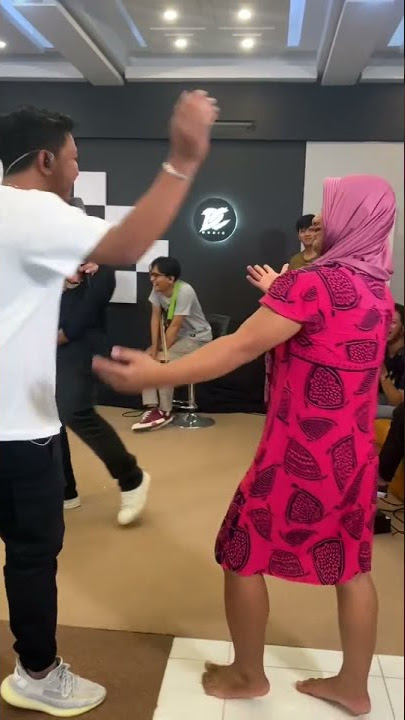 Mendung Tanpo Udan vs Tompel Jempalik /Story WA Keren.
