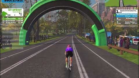 [240515] Zwift - Race: Aussie Crit Crushers Race 2 (B) on LaGuardia Loop in New York
