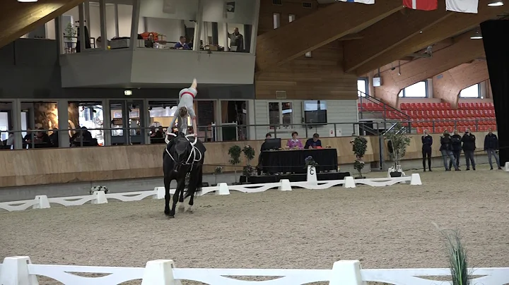 Julia Lindquist freestyle