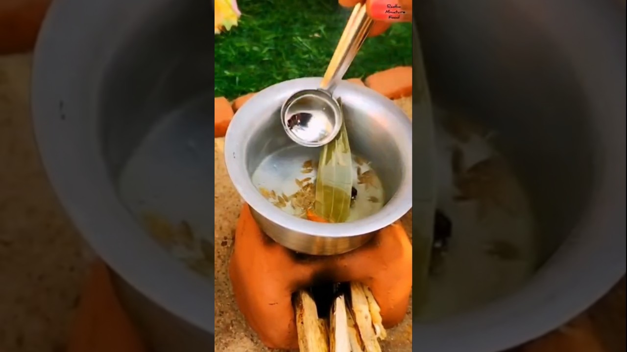 Makar Sankranti Special Khichdi Recipe In Mini Style l Radha Miniature Food l Mini Cooking Video