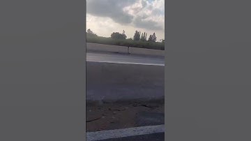 لحظة هدوء مع الطبيعة والقرآن الكريم #القرآن_الكريم  #تلاوة_خاشعة #تلاوة_هادئة #المصحف_الشريف