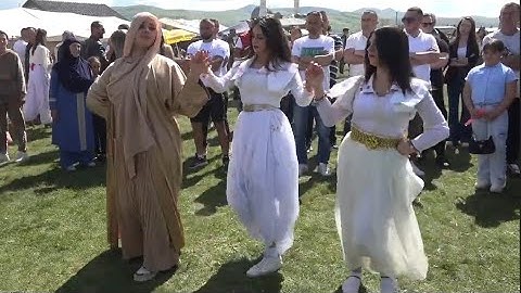 NARODNA SUPER KOLA ZA DOBRE IGRACE DEVOJKE I NEVESTE - SUPER SNIMAK SA VASARA