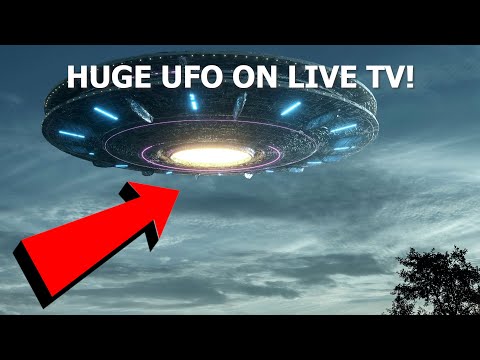 Otherworldly Massive UFO Over Major City Has News Reporters Stunned! 2022