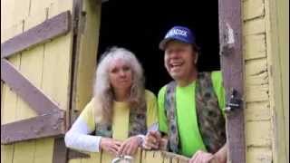 Stinky The Skunk Takes Over The Pea House, Mr. Pea And Friends