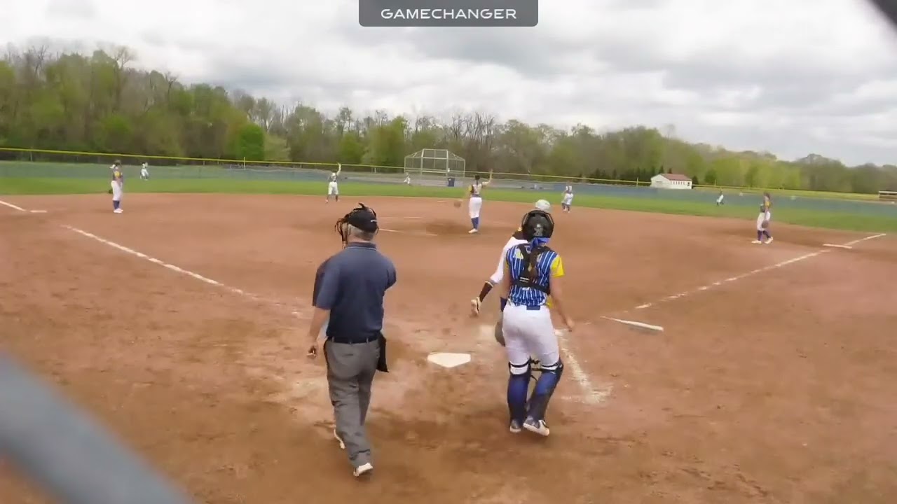 Evee Matthews Home Run  #2 vs  West Muskingum Middle School Blue 2025 1