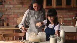 Go2Bank Green Dots Ad For Its Mobile Banking App