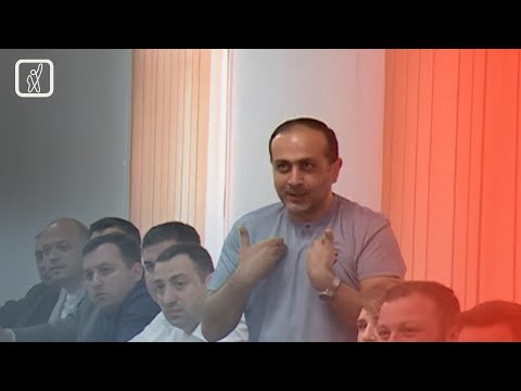 ხმაური ფოთში საკრებულოს სხდომაზე